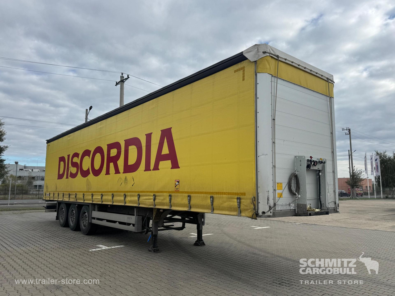 SCHMITZ Curtainsider Standard - Plachtový návěs: obrázek 4 SCHMITZ Curtainsider Standard - Plachtový návěs: obrázek 4