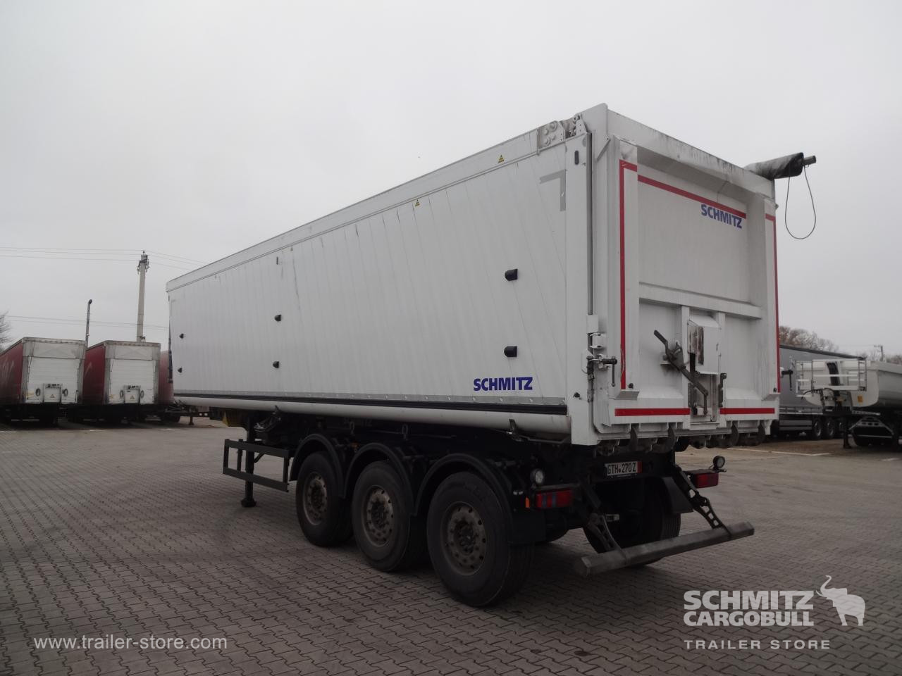 SCHMITZ Tipper Alu-square sided body 52m³ - Sklápěcí návěs: obrázek 2 SCHMITZ Tipper Alu-square sided body 52m³ - Sklápěcí návěs: obrázek 2