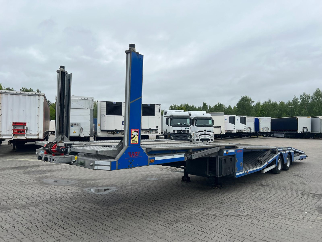 AKSOYLU YR2 autotransporter semi-trailer / 2023 - Návěs na přepravu automobilů: obrázek 5 AKSOYLU YR2 autotransporter semi-trailer / 2023 - Návěs na přepravu automobilů: obrázek 5