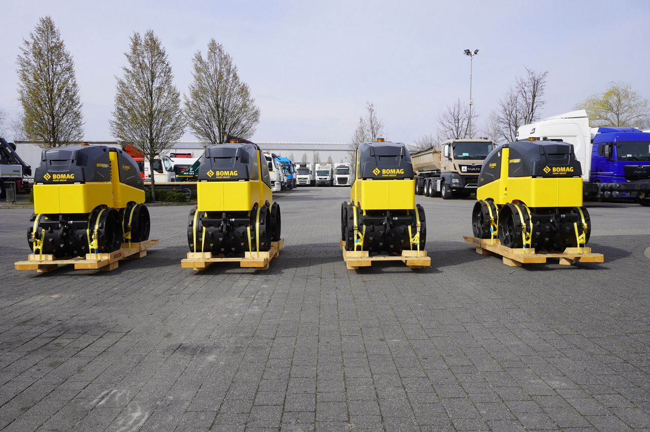 BOMAG BMP 8500 brand-new trench roller / Remote Control / 4 units - Silniční válec: obrázek 4 BOMAG BMP 8500 brand-new trench roller / Remote Control / 4 units - Silniční válec: obrázek 4