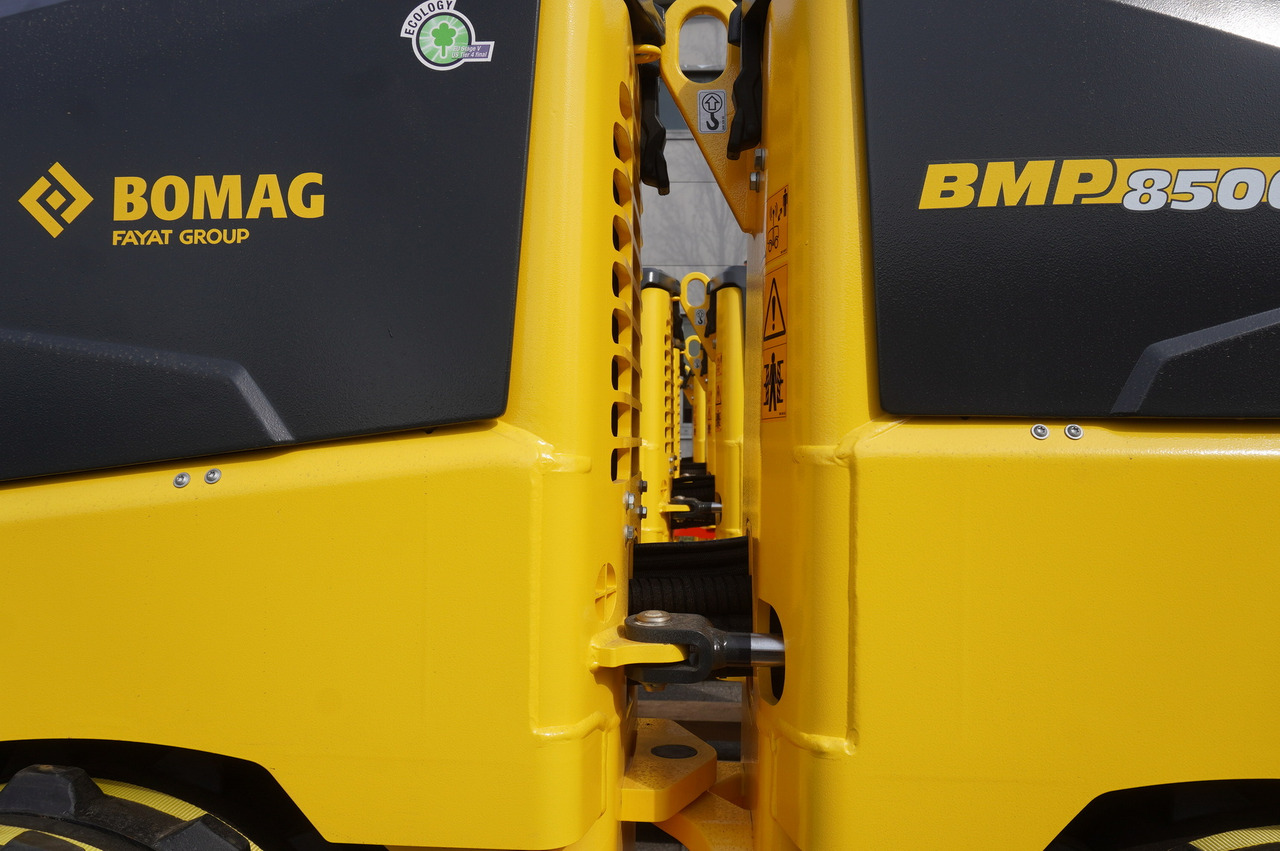 Mini válec BOMAG BMP 8500 brand-new trench roller / Remote Control / 4 units: obrázek 10