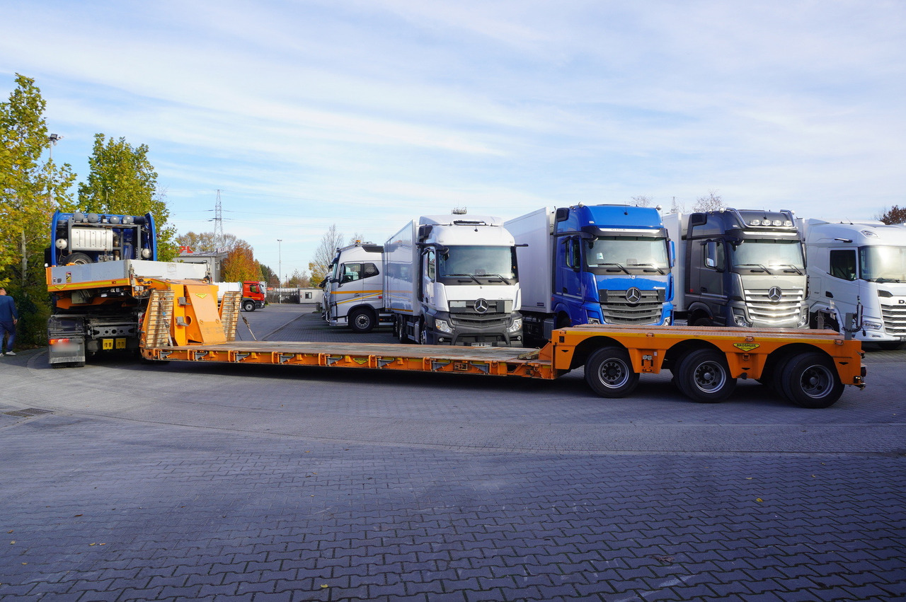 BROSHUIS 3ABD-48 61.0t TiefBet low-loader semi-trailer / 40 tons cap. / 3 steering axles / hydraulic suspension - Podvalníkový návěs: obrázek 4 BROSHUIS 3ABD-48 61.0t TiefBet low-loader semi-trailer / 40 tons cap. / 3 steering axles / hydraulic suspension - Podvalníkový návěs: obrázek 4