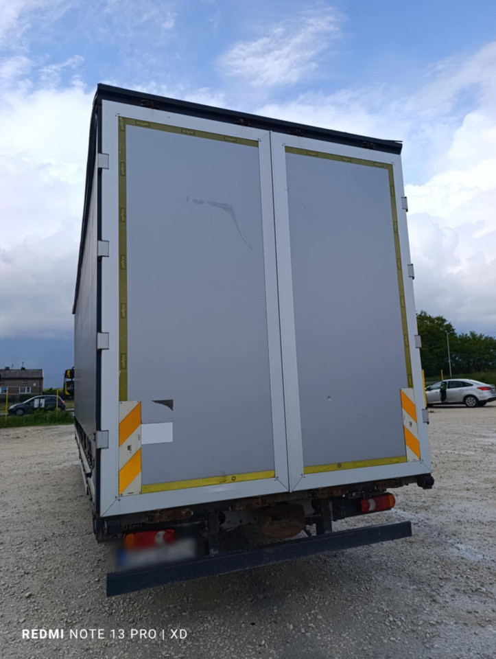DAF LF 250 / Curtainsider 18 EPAL / sleeping cab - Plachtový nákladní auto: obrázek 3 DAF LF 250 / Curtainsider 18 EPAL / sleeping cab - Plachtový nákladní auto: obrázek 3