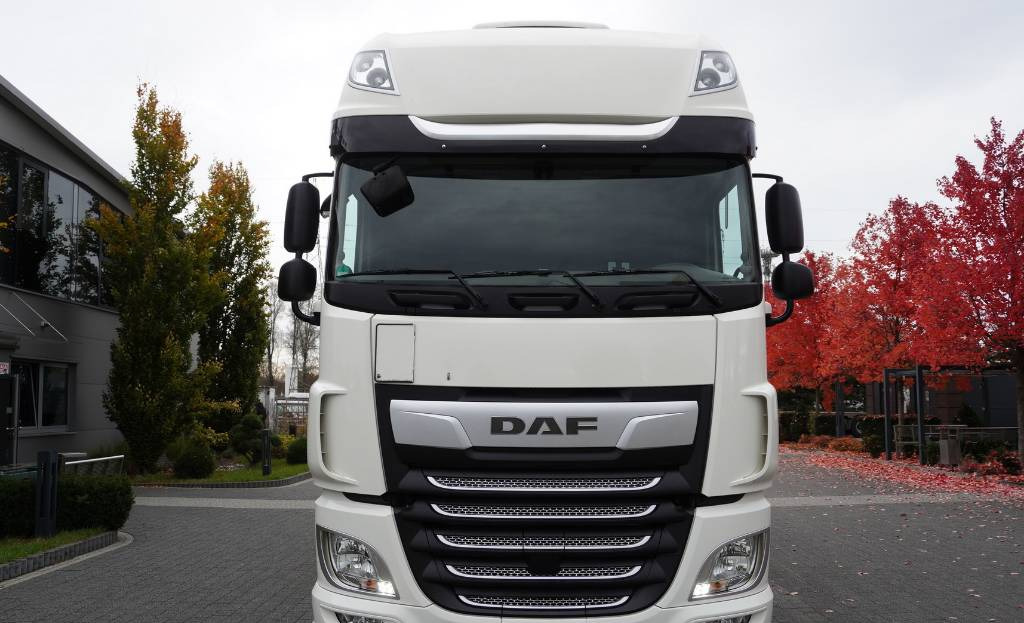 DAF XF 450 6×2 E6 / Refrigerator Lacapitaine / ATP/FRC to 2027 / 18 pallets - Chladírenský nákladní automobil: obrázek 2 DAF XF 450 6×2 E6 / Refrigerator Lacapitaine / ATP/FRC to 2027 / 18 pallets - Chladírenský nákladní automobil: obrázek 2