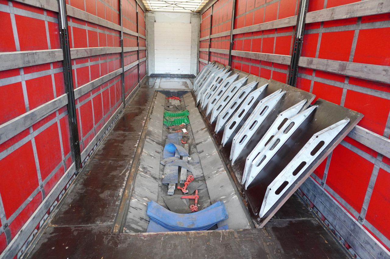 S posuvnou podlahou návěs FLIEGL SDS 01 Coilmulde semi-trailer: obrázek 7
