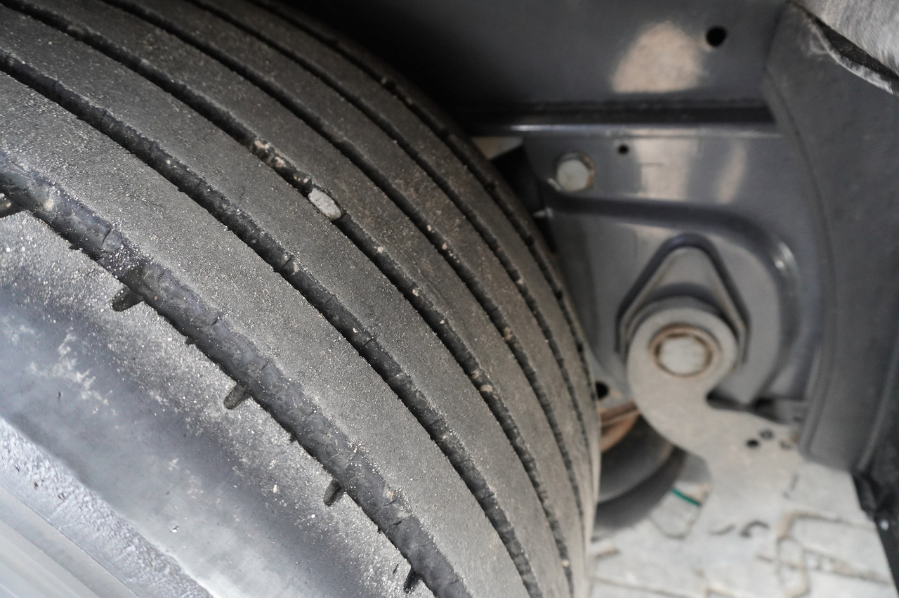 S posuvnou podlahou návěs FLIEGL SDS 01 Coilmulde semi-trailer: obrázek 29