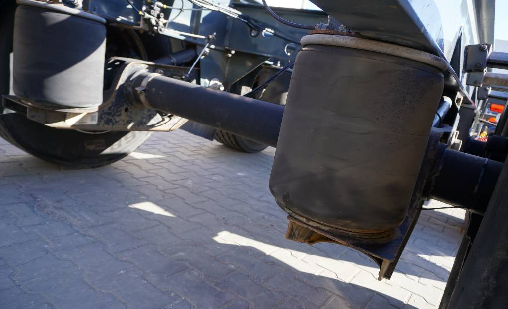 Fruehauf Trailer BDF (NEW) 6,000 km !!! - Kontejnerovy přívěs/ Výměnná nástavba: obrázek 4 Fruehauf Trailer BDF (NEW) 6,000 km !!! - Kontejnerovy přívěs/ Výměnná nástavba: obrázek 4