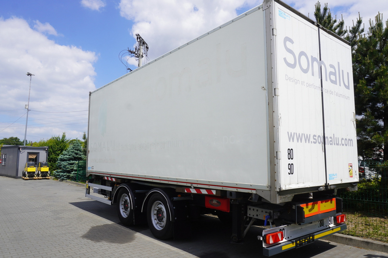 Fruehauf passthrough box trailer 18 EPAL / 2021 / SAF axles - Skříňový přívěs: obrázek 3 Fruehauf passthrough box trailer 18 EPAL / 2021 / SAF axles - Skříňový přívěs: obrázek 3