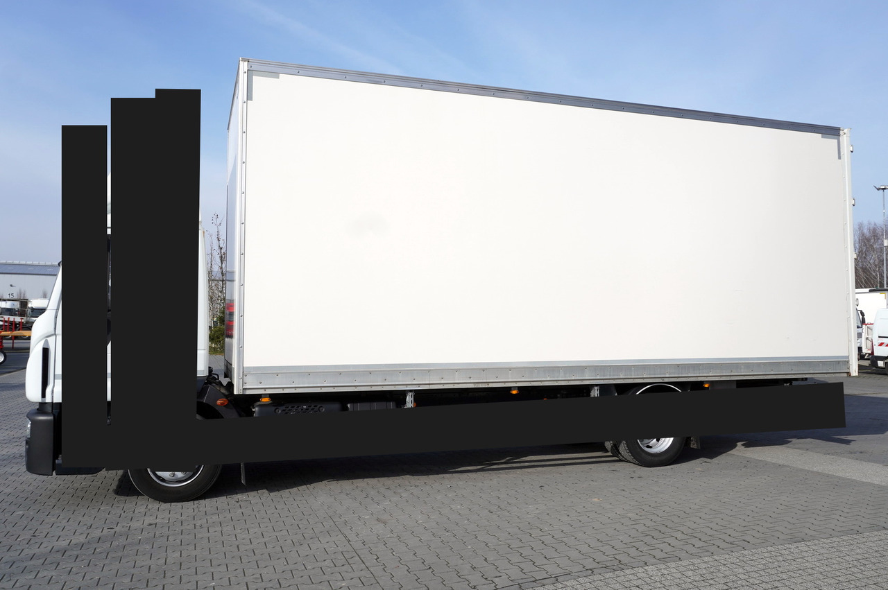 Giraudon 120.190 - Skříňová nástavba: obrázek 2 Giraudon 120.190 - Skříňová nástavba: obrázek 2