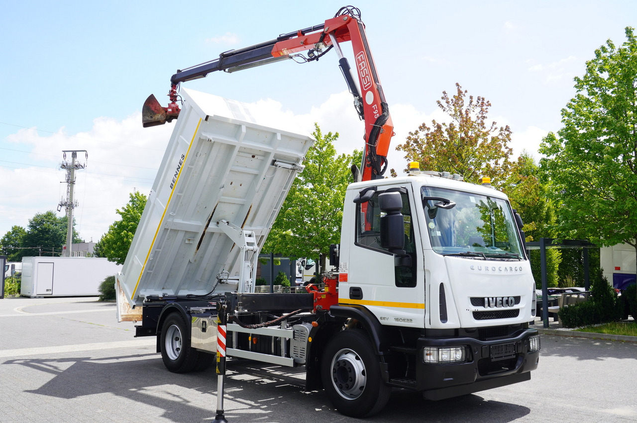 IVECO Eurocargo 160E22 EEV Dump truck / Bortmatic / Crane FASSI F95A.0.22 - Sklápěč, Auto s hydraulickou rukou: obrázek 3 IVECO Eurocargo 160E22 EEV Dump truck / Bortmatic / Crane FASSI F95A.0.22 - Sklápěč, Auto s hydraulickou rukou: obrázek 3