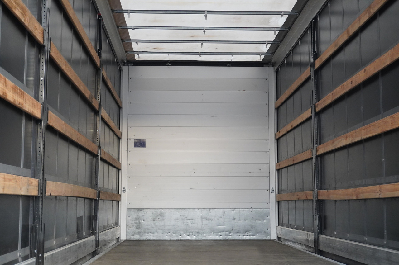 Plachtový nákladní auto IVECO Eurocargo ML 160E28 E6 Glob / 21 europallets / 2 identical units: obrázek 11