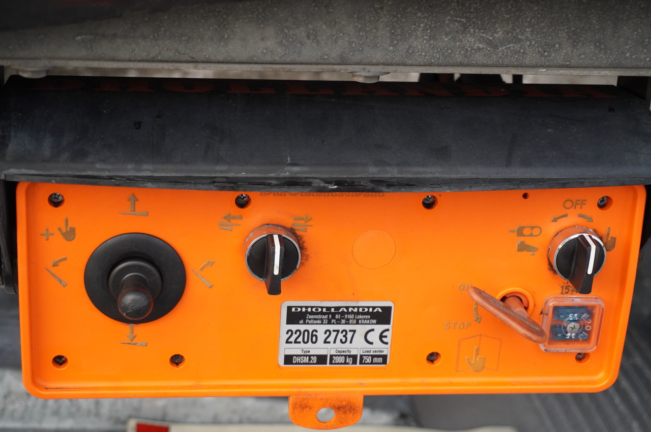 Plachtový nákladní auto IVECO Eurocargo ML 160E28 E6 Glob / 21 europallets / 2 identical units: obrázek 15