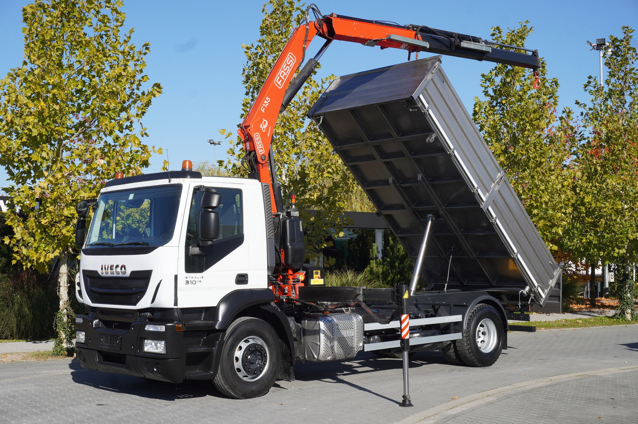 IVECO Stralis 310 E6 / NEW 3-sided tipper / Fassi F135 crane with remote control - Autojeřáb: obrázek 1 IVECO Stralis 310 E6 / NEW 3-sided tipper / Fassi F135 crane with remote control - Autojeřáb: obrázek 1