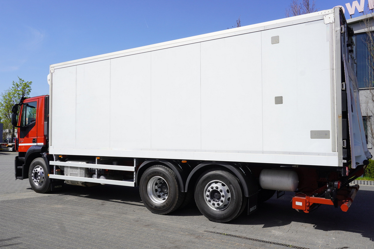 Iveco Stralis 310 6×2 E6 Refrigerator/ ATP/FRC / 18 pallets / Tail lift - Chladírenský nákladní automobil: obrázek 3 Iveco Stralis 310 6×2 E6 Refrigerator/ ATP/FRC / 18 pallets / Tail lift - Chladírenský nákladní automobil: obrázek 3