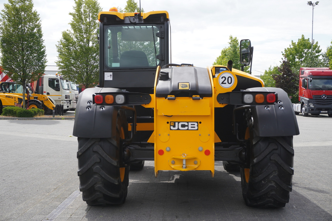 JCB 526-56 AGRI Plus / 5.6 m telescopic loader / joystick - Teleskopický kolový nakladač: obrázek 4 JCB 526-56 AGRI Plus / 5.6 m telescopic loader / joystick - Teleskopický kolový nakladač: obrázek 4
