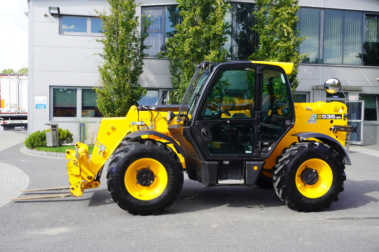 JCB 535-95 / 3.5 T / range 9.5 m / 700 MTH!! - Teleskopický kolový nakladač: obrázek 4 JCB 535-95 / 3.5 T / range 9.5 m / 700 MTH!! - Teleskopický kolový nakladač: obrázek 4