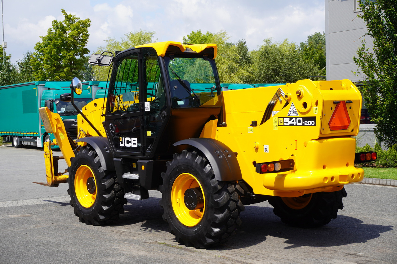 JCB 540-200 Telescopic Loader / 20 m reach / joystick - Teleskopický kolový nakladač: obrázek 4 JCB 540-200 Telescopic Loader / 20 m reach / joystick - Teleskopický kolový nakladač: obrázek 4