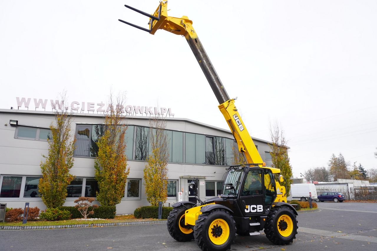JCB 560-80 / 6 ton lifting capacity / power 146 HP - Teleskopický kolový nakladač: obrázek 1 JCB 560-80 / 6 ton lifting capacity / power 146 HP - Teleskopický kolový nakladač: obrázek 1