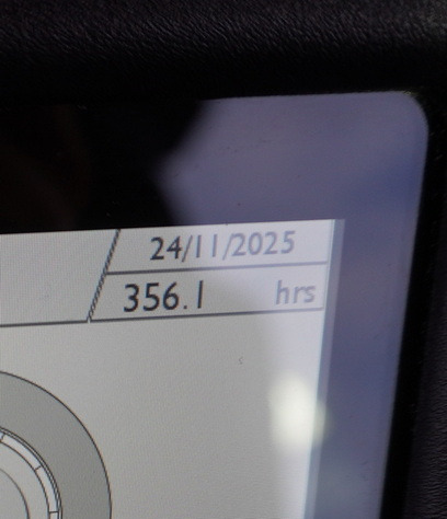 JCB JCB 4CX PRO / 350 MTH!!! / 2023 / joysticks - Rýpadlo-nakladač: obrázek 2 JCB JCB 4CX PRO / 350 MTH!!! / 2023 / joysticks - Rýpadlo-nakladač: obrázek 2