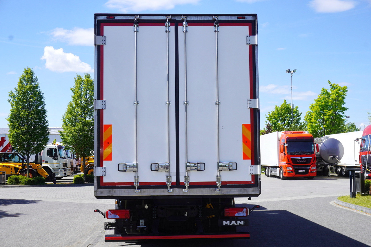 MAN GX 26.510 / 2022 / NEW Krone bitemperature refrigerated truck / Carrier Supra 850 MT / 4 units - Chladírenský nákladní automobil: obrázek 3 MAN GX 26.510 / 2022 / NEW Krone bitemperature refrigerated truck / Carrier Supra 850 MT / 4 units - Chladírenský nákladní automobil: obrázek 3