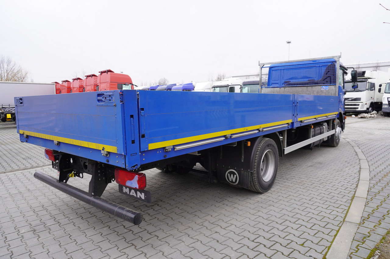 MAN TGM 15.250 / 160,000 km! / 2021 / Flatbed 18 EPAL / 8.8 t capacity - Nákladní automobil valníkový/ Plošinový: obrázek 5 MAN TGM 15.250 / 160,000 km! / 2021 / Flatbed 18 EPAL / 8.8 t capacity - Nákladní automobil valníkový/ Plošinový: obrázek 5