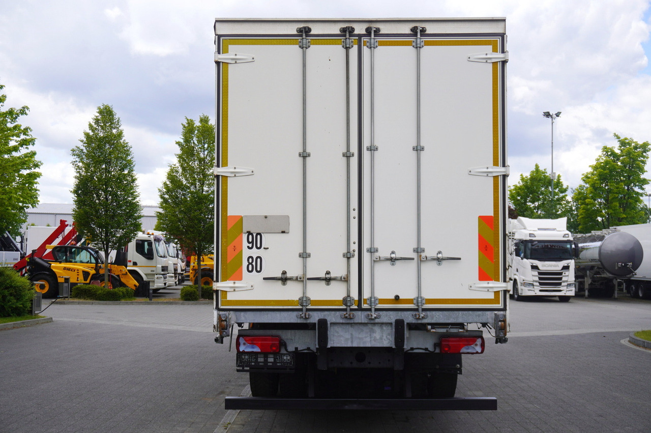 MAN TGS 18.440 / 19 EPAL curtainsider / Sleeper cab - Plachtový nákladní auto: obrázek 3 MAN TGS 18.440 / 19 EPAL curtainsider / Sleeper cab - Plachtový nákladní auto: obrázek 3