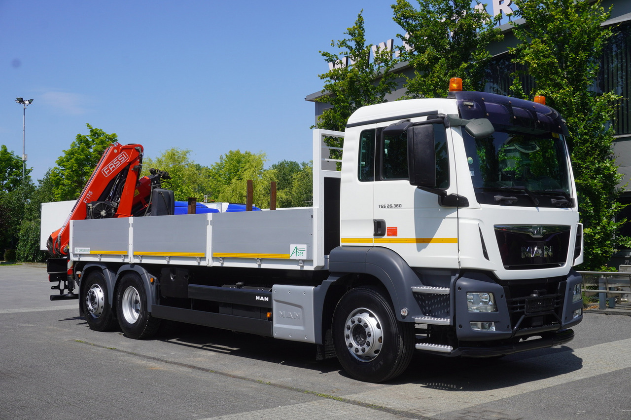 MAN TGS 26.360 Flatbed / Fassi F175 7.7 T / steered 3rd axle - Auto s hydraulickou rukou: obrázek 2 MAN TGS 26.360 Flatbed / Fassi F175 7.7 T / steered 3rd axle - Auto s hydraulickou rukou: obrázek 2