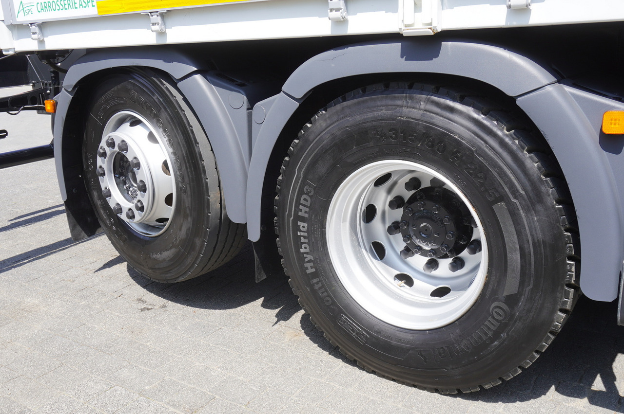 Auto s hydraulickou rukou MAN TGS 26.360 Flatbed / Fassi F175 7.7 T / steered 3rd axle: obrázek 12