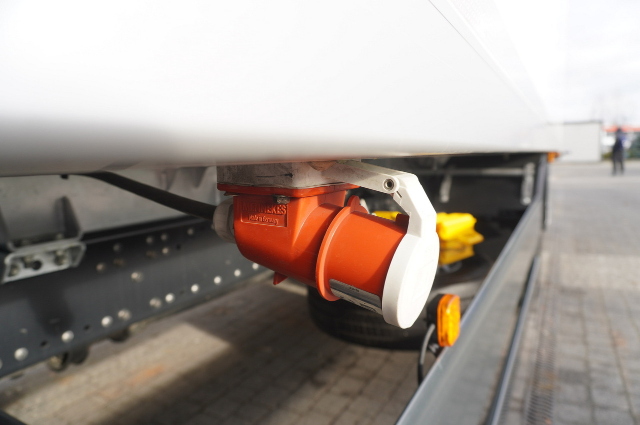 MAN TGX 26.400 / IGLOOCAR / Carrier Supra 1150 MT Silent - Izotermický nákladní automobil: obrázek 5 MAN TGX 26.400 / IGLOOCAR / Carrier Supra 1150 MT Silent - Izotermický nákladní automobil: obrázek 5