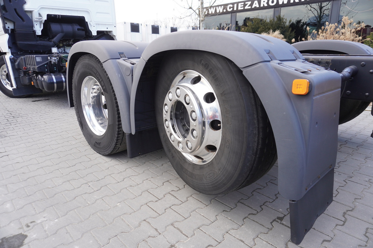 MAN TGX 26,500 / 500 HP / steering 3rd axle / 20 t cap. / Chassis 6.5 m - Podvozek s kabinou: obrázek 2 MAN TGX 26,500 / 500 HP / steering 3rd axle / 20 t cap. / Chassis 6.5 m - Podvozek s kabinou: obrázek 2