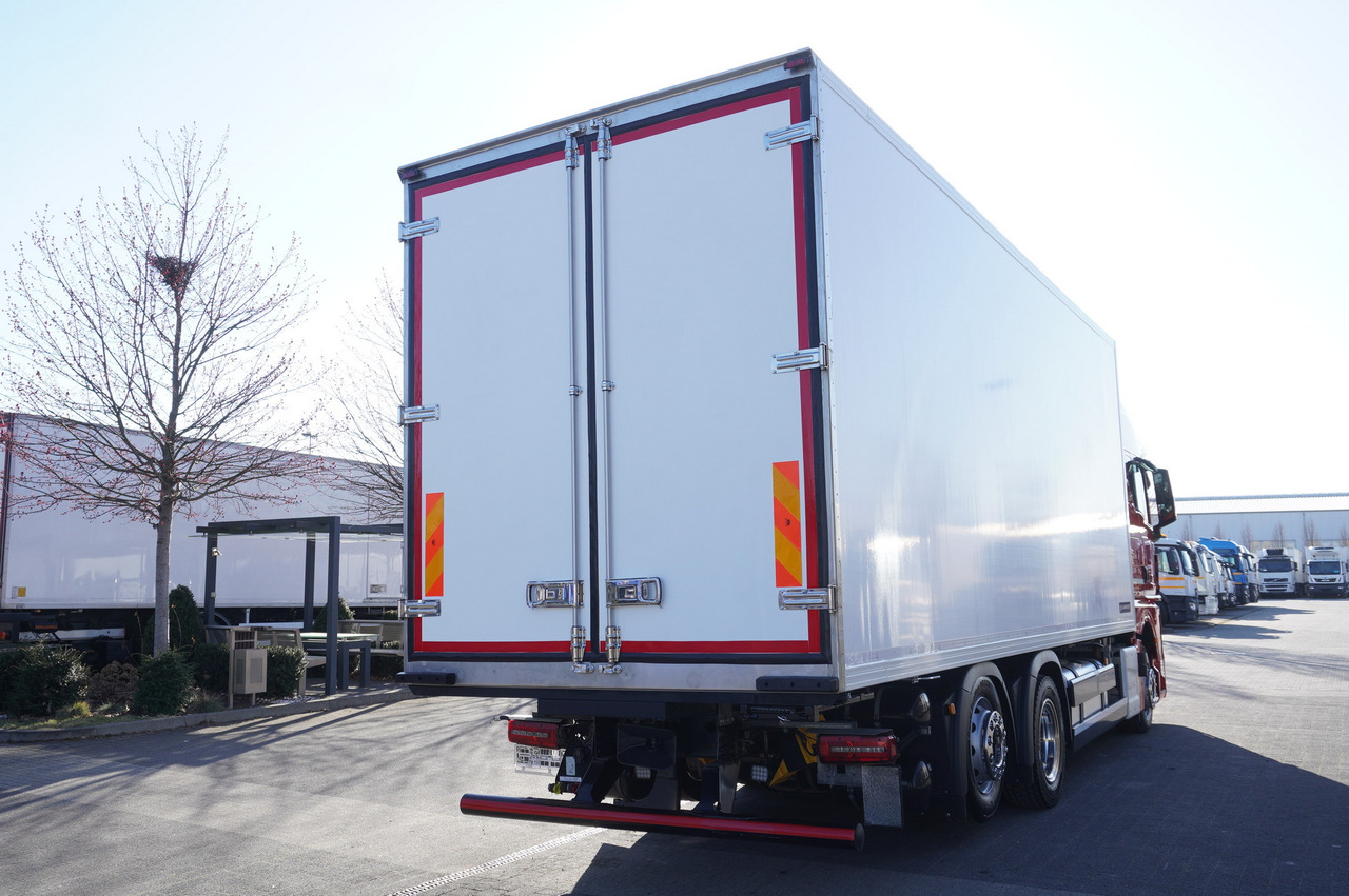 MAN TGX 26.510 / 2022 / New Lamberet refrigerator bitemperature/ Carrier Supra 1150 MT / 4 units - Chladírenský nákladní automobil: obrázek 4 MAN TGX 26.510 / 2022 / New Lamberet refrigerator bitemperature/ Carrier Supra 1150 MT / 4 units - Chladírenský nákladní automobil: obrázek 4