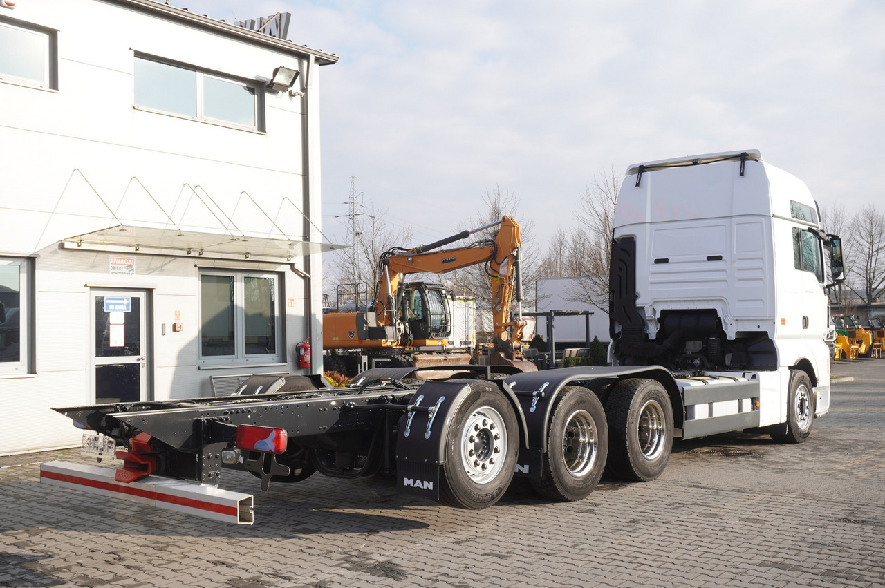 MAN TGX 35.580 E6 8x4/4 - 8.8m chassis frame - Auto s hydraulickou rukou: obrázek 5 MAN TGX 35.580 E6 8x4/4 - 8.8m chassis frame - Auto s hydraulickou rukou: obrázek 5