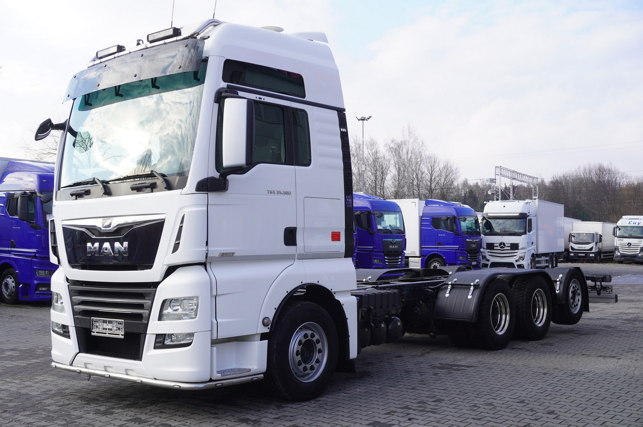 MAN TGX 35.580 E6 8x4/4 - 8.8m chassis frame - Podvozek s kabinou: obrázek 2 MAN TGX 35.580 E6 8x4/4 - 8.8m chassis frame - Podvozek s kabinou: obrázek 2