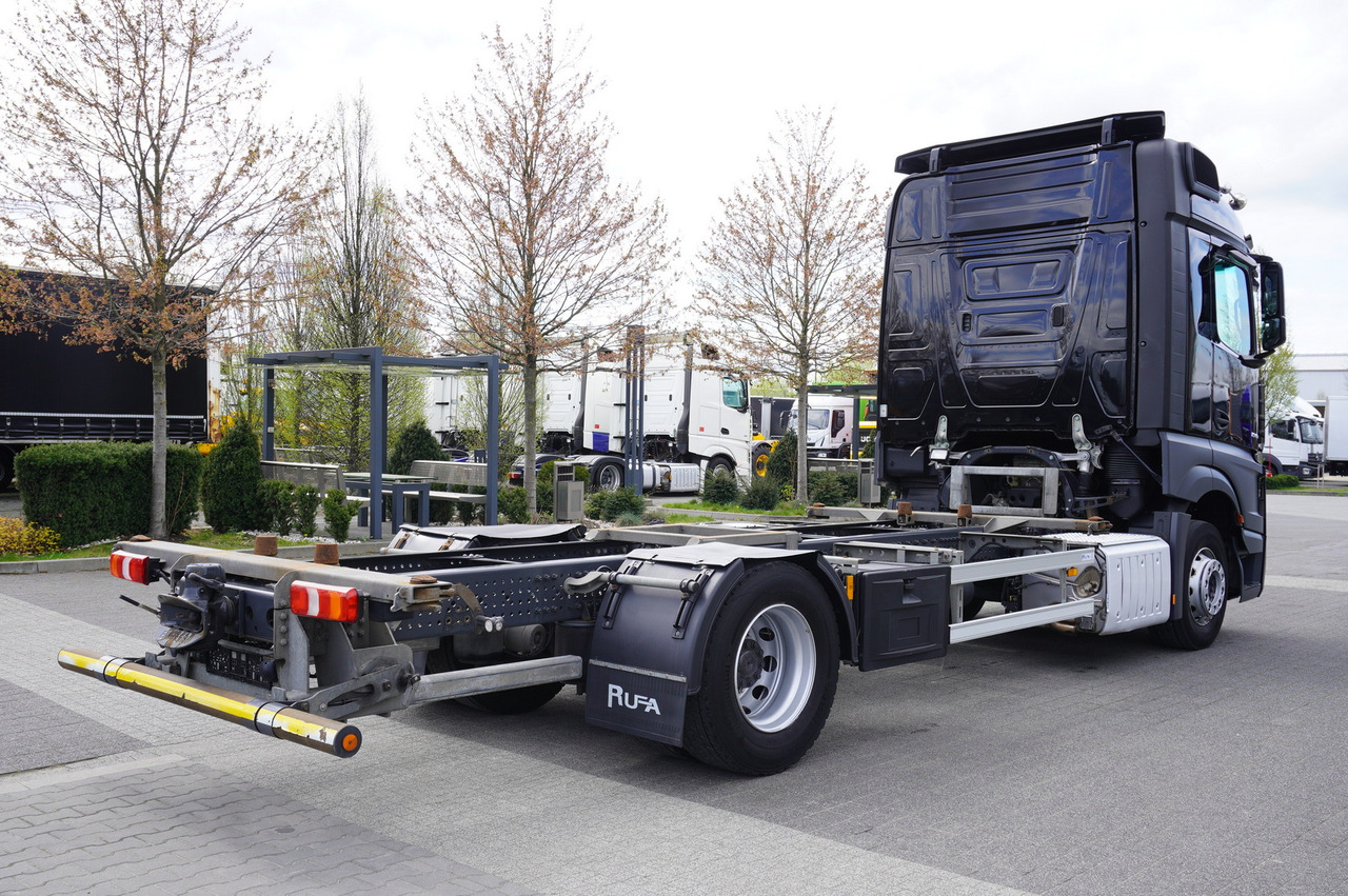 MERCEDES-BENZ Actros 1840 E6 4x2 / Lounge chair BDF - Podvozek s kabinou: obrázek 4 MERCEDES-BENZ Actros 1840 E6 4x2 / Lounge chair BDF - Podvozek s kabinou: obrázek 4