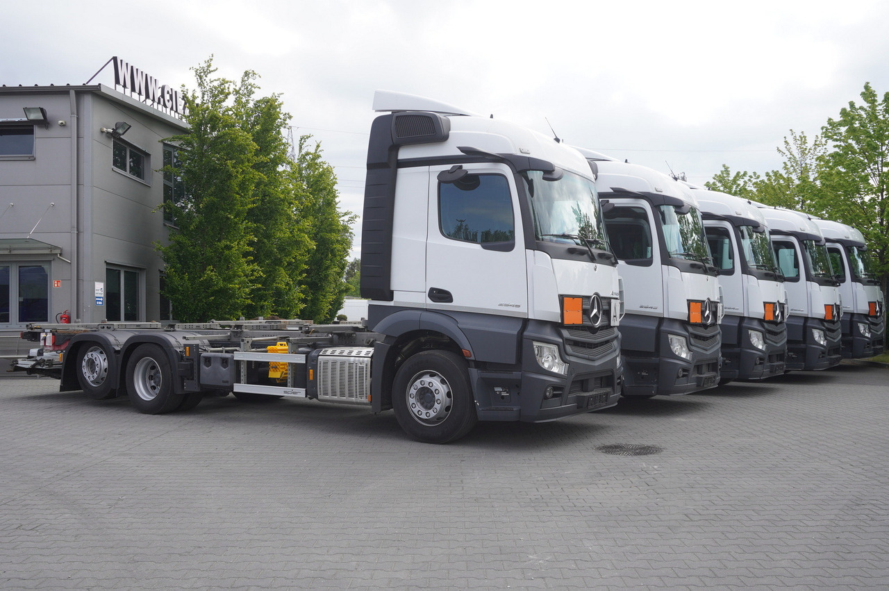 MERCEDES-BENZ Actros 2545 6×2 MP5 / ADR AT / 12 units - Kontejnérový podvozek/ Výměnná nástavba: obrázek 2 MERCEDES-BENZ Actros 2545 6×2 MP5 / ADR AT / 12 units - Kontejnérový podvozek/ Výměnná nástavba: obrázek 2