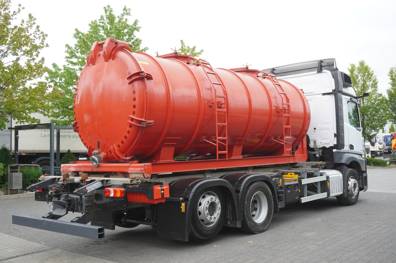 MERCEDES-BENZ Actros 2545 6 × 2 MP5 / NEW septic barrel 13000 L - Fekální cisterna: obrázek 4 MERCEDES-BENZ Actros 2545 6 × 2 MP5 / NEW septic barrel 13000 L - Fekální cisterna: obrázek 4
