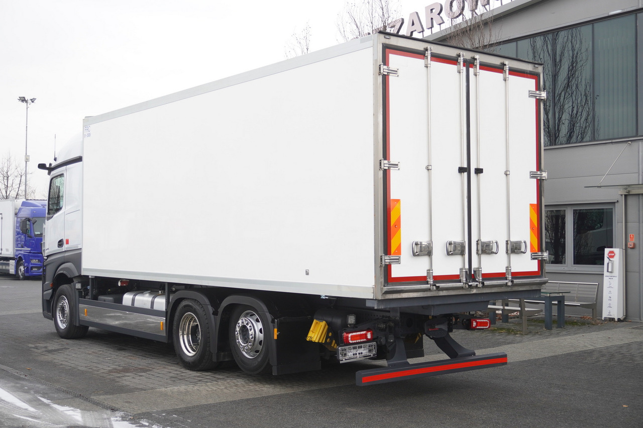 MERCEDES-BENZ Actros 2545 / Zaibas meat hook refrigerator 18 EPAL / 2022 - Chladírenský nákladní automobil: obrázek 2 MERCEDES-BENZ Actros 2545 / Zaibas meat hook refrigerator 18 EPAL / 2022 - Chladírenský nákladní automobil: obrázek 2