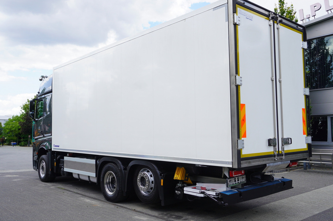 MERCEDES-BENZ Actros 2548 MP5 / Krone Refrigerator Multitemperature / Doppelstock 36 EPAL / GIGA Space cabin - Chladírenský nákladní automobil: obrázek 5 MERCEDES-BENZ Actros 2548 MP5 / Krone Refrigerator Multitemperature / Doppelstock 36 EPAL / GIGA Space cabin - Chladírenský nákladní automobil: obrázek 5