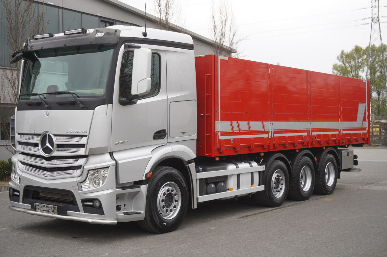 MERCEDES-BENZ Actros 3563 8x4 / Tipper for grain 20 t load capacity - Nákladní automobil valníkový/ Plošinový: obrázek 2 MERCEDES-BENZ Actros 3563 8x4 / Tipper for grain 20 t load capacity - Nákladní automobil valníkový/ Plošinový: obrázek 2