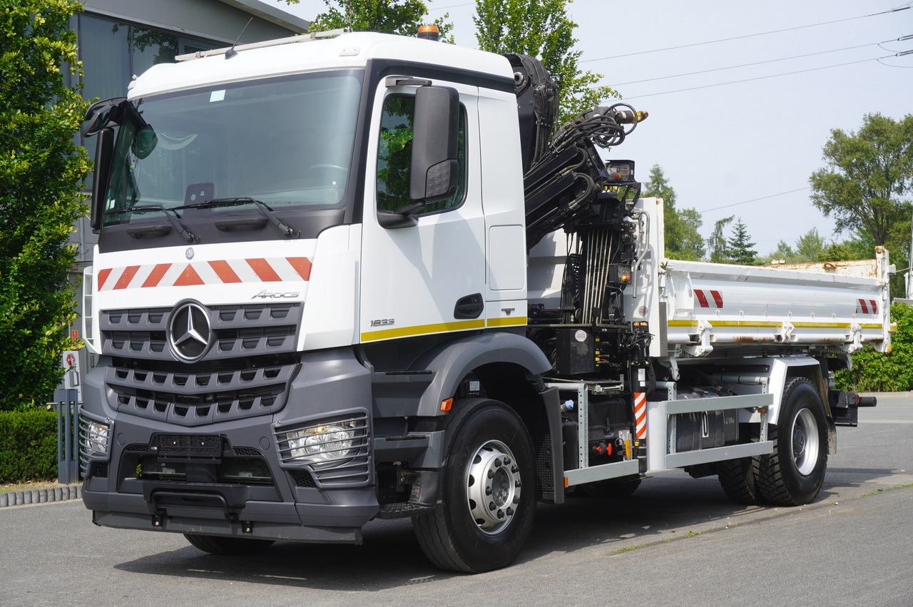 MERCEDES-BENZ Arocs 1833 / 87,000 km!!! / Hds HIAB X-DUO 128 B-2 / three-sided tipper - Sklápěč, Auto s hydraulickou rukou: obrázek 3 MERCEDES-BENZ Arocs 1833 / 87,000 km!!! / Hds HIAB X-DUO 128 B-2 / three-sided tipper - Sklápěč, Auto s hydraulickou rukou: obrázek 3
