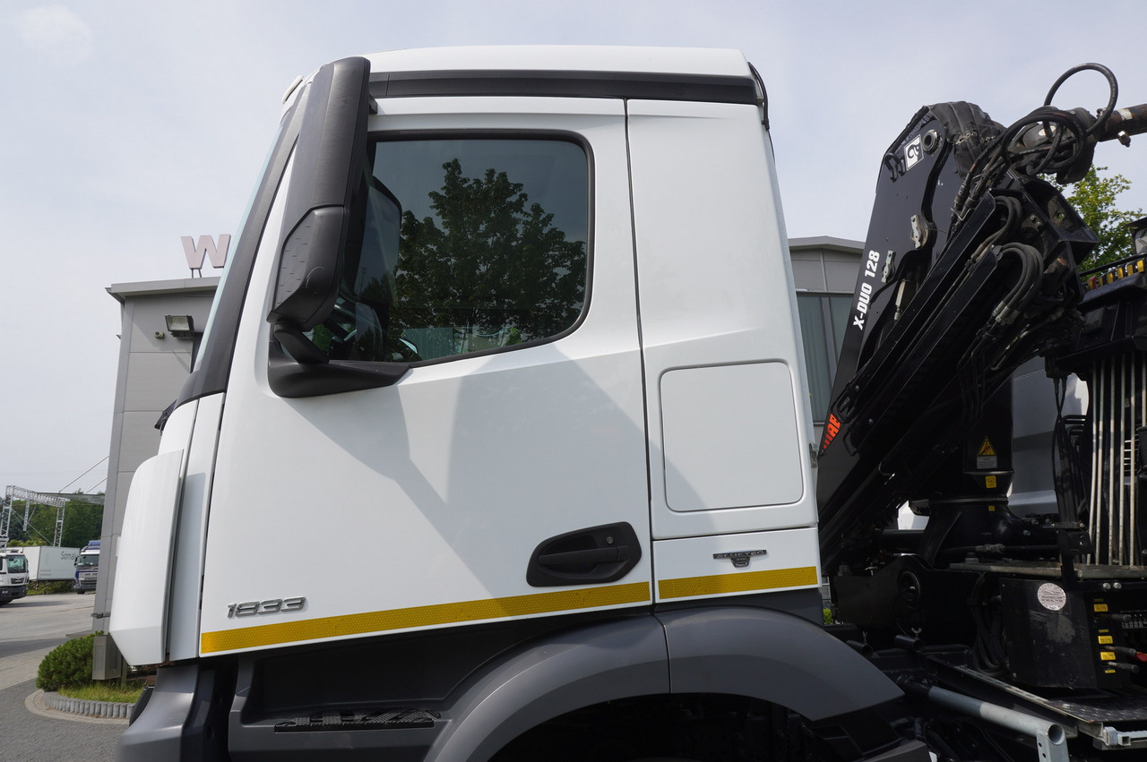Nákladní automobil valníkový/ Plošinový, Auto s hydraulickou rukou MERCEDES-BENZ Arocs 1833 / 87,000 km!!! / Hds HIAB X-DUO 128 B-2 / three-sided tipper: obrázek 24