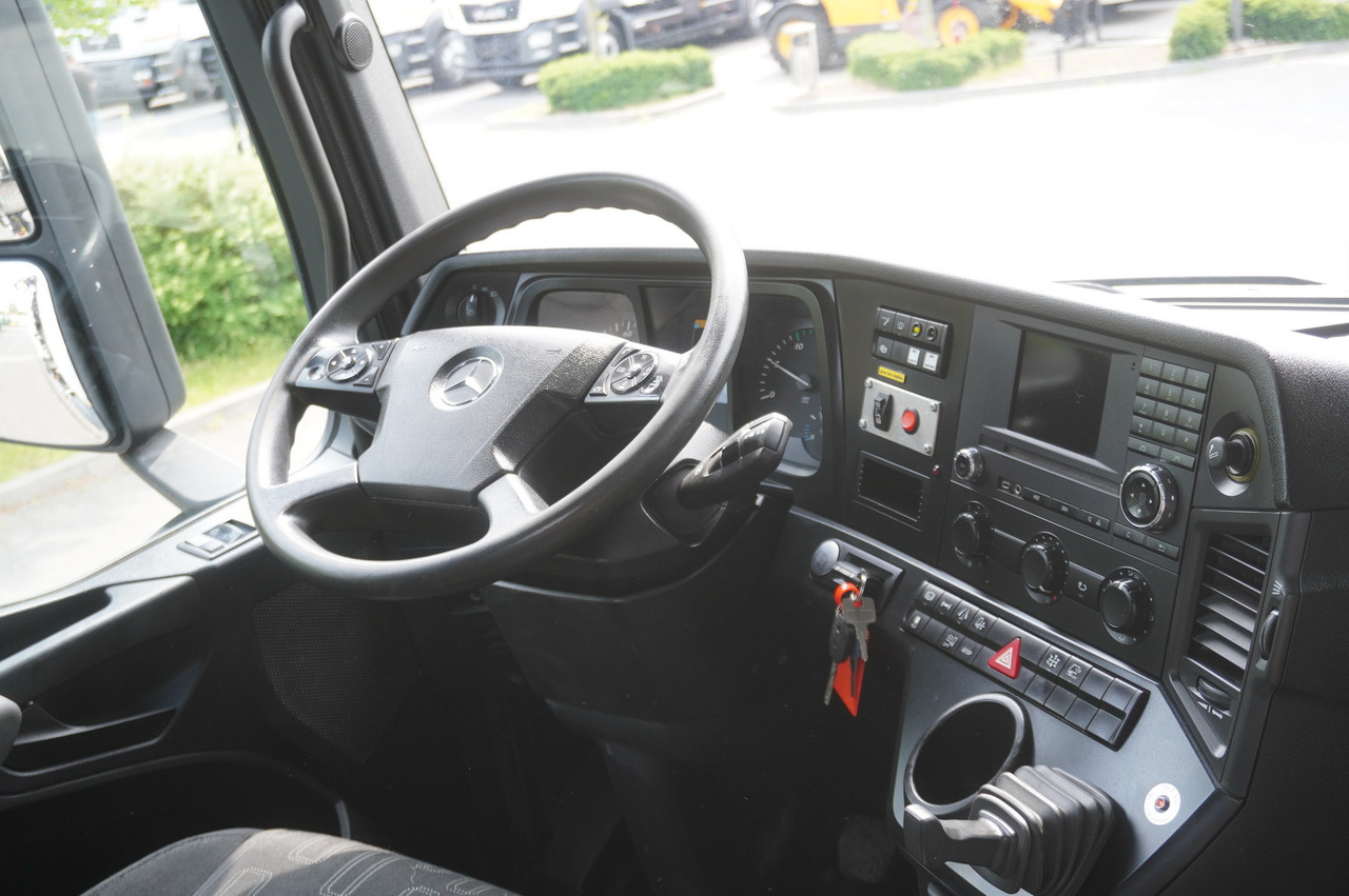 Nákladní automobil valníkový/ Plošinový, Auto s hydraulickou rukou MERCEDES-BENZ Arocs 1833 / 87,000 km!!! / Hds HIAB X-DUO 128 B-2 / three-sided tipper: obrázek 26