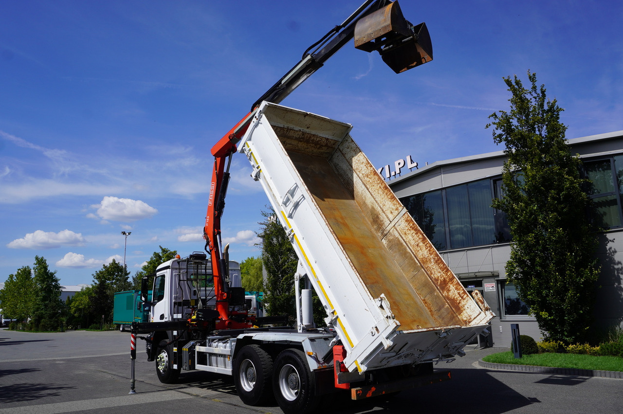 MERCEDES-BENZ Arocs 2636 / 6x4 / HDS Fassi / 3-Way Tipper / Bortmatic - Auto s hydraulickou rukou: obrázek 5 MERCEDES-BENZ Arocs 2636 / 6x4 / HDS Fassi / 3-Way Tipper / Bortmatic - Auto s hydraulickou rukou: obrázek 5