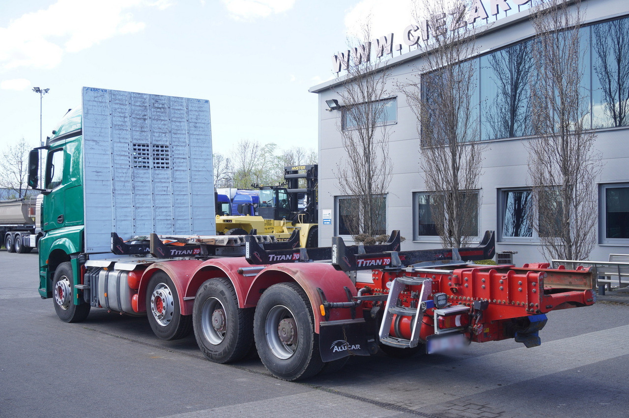 Mercedes-Benz Arocs 3563 8 × 4 / 630 HP / steered axle / Logging superstructure - Auto s hydraulickou rukou: obrázek 5 Mercedes-Benz Arocs 3563 8 × 4 / 630 HP / steered axle / Logging superstructure - Auto s hydraulickou rukou: obrázek 5