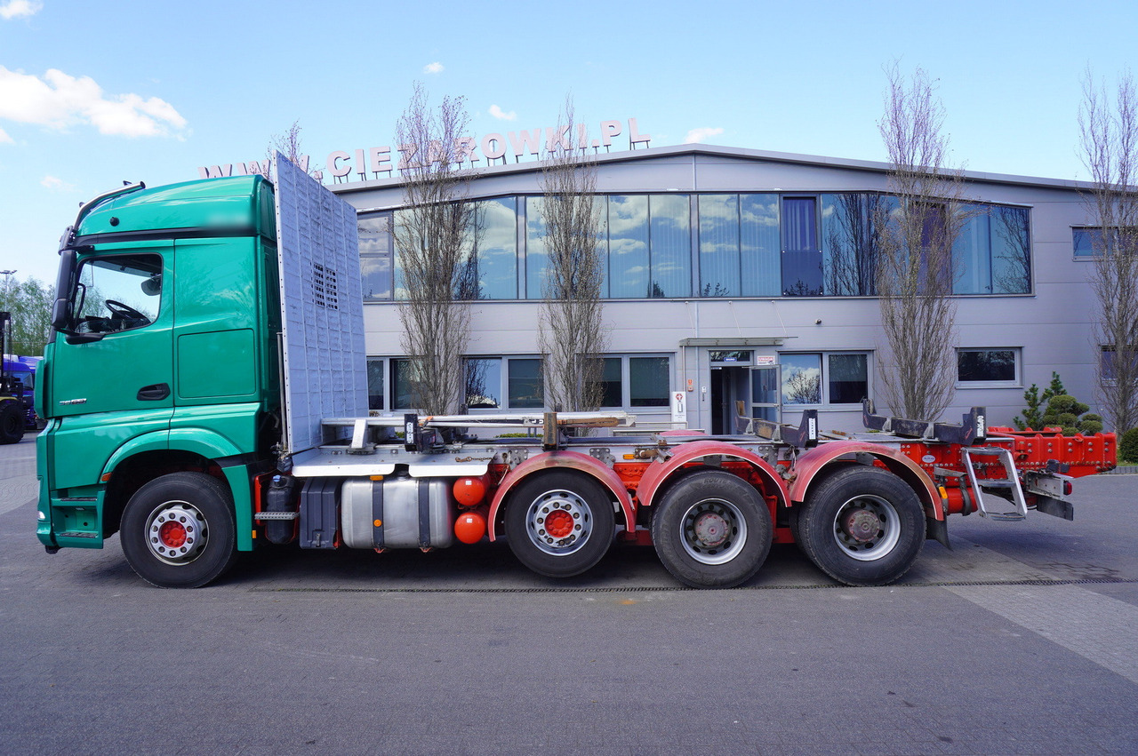 Mercedes-Benz Arocs 3563 8 × 4 / 630 HP / steered axle / Logging superstructure - Podvozek s kabinou: obrázek 4 Mercedes-Benz Arocs 3563 8 × 4 / 630 HP / steered axle / Logging superstructure - Podvozek s kabinou: obrázek 4