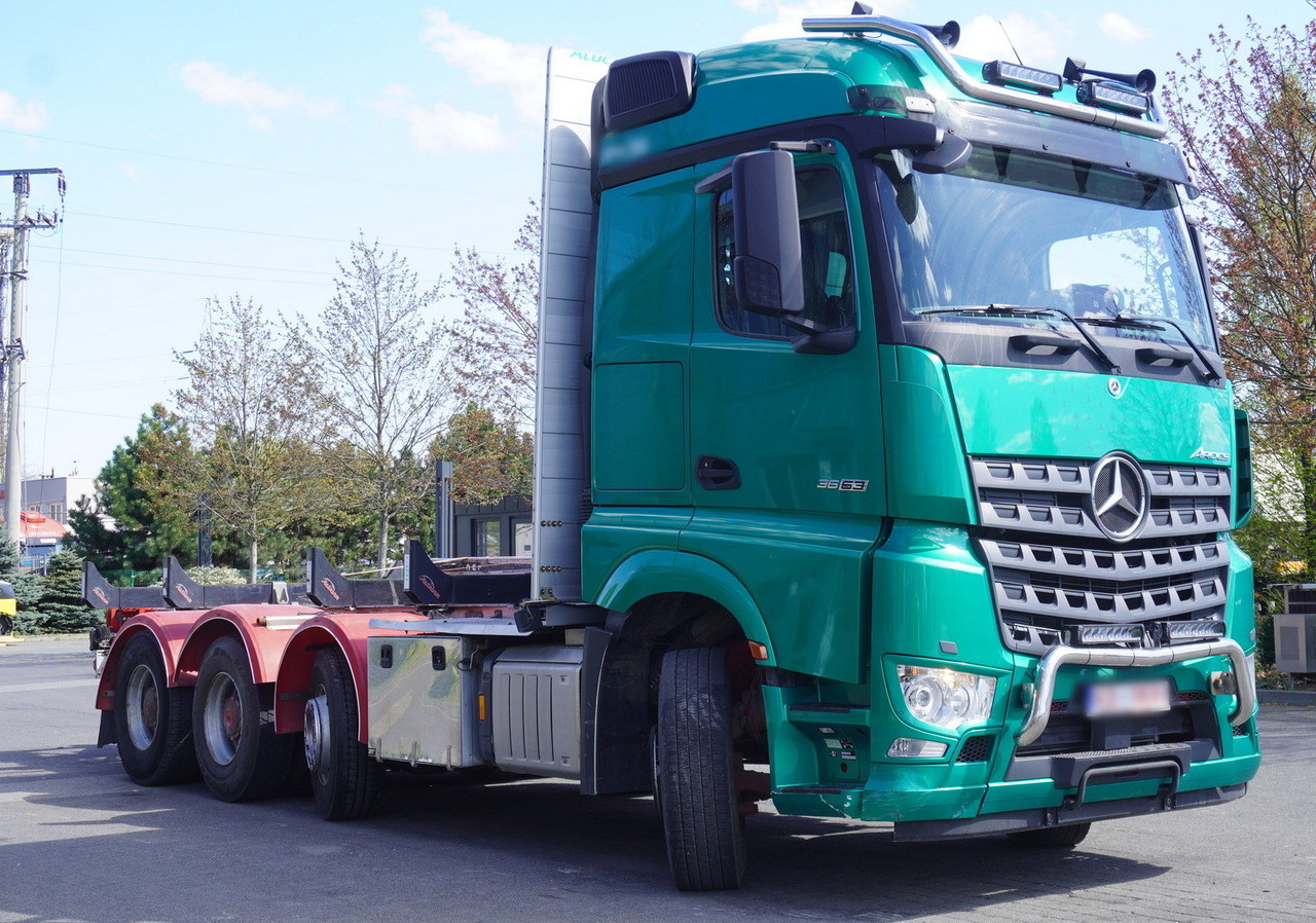 Mercedes-Benz Arocs 3563 8 × 4 / 630 HP / steered axle / Logging superstructure - Lesovůz: obrázek 1 Mercedes-Benz Arocs 3563 8 × 4 / 630 HP / steered axle / Logging superstructure - Lesovůz: obrázek 1