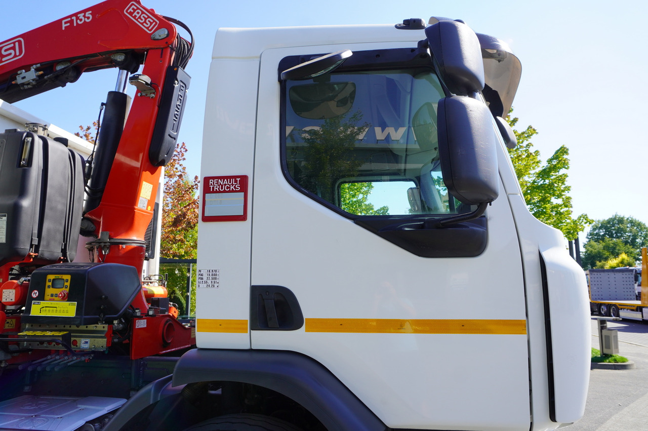 RENAULT C280 DTI 8 / FASSI crane 5.6 T / range 8 m / Flatbed 15 EPAL leasing RENAULT C280 DTI 8 / FASSI crane 5.6 T / range 8 m / Flatbed 15 EPAL: obrázek 12