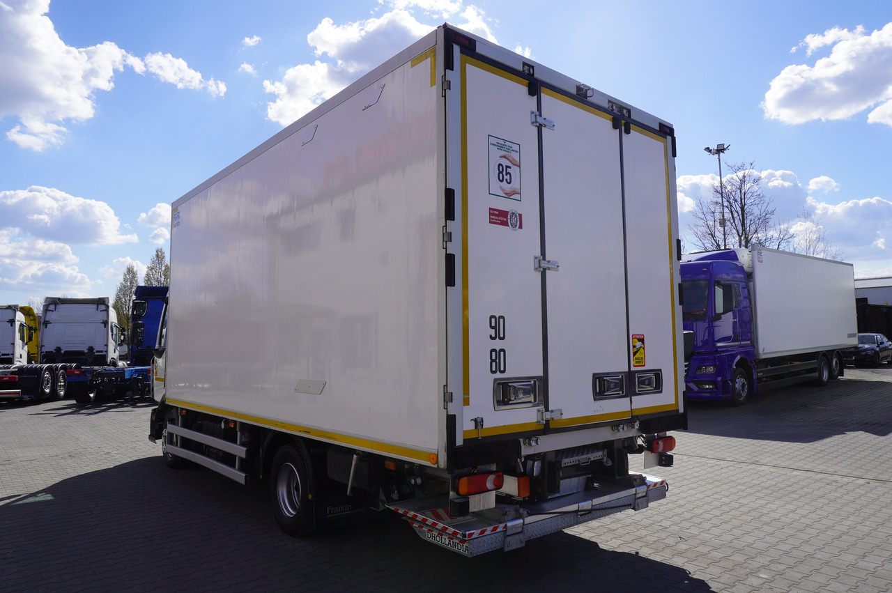 RENAULT D12 / Lamberet refrigerated truck / Dhollandia tail lift 1500 kg / 130 thousand km !! - Chladírenský nákladní automobil: obrázek 5 RENAULT D12 / Lamberet refrigerated truck / Dhollandia tail lift 1500 kg / 130 thousand km !! - Chladírenský nákladní automobil: obrázek 5