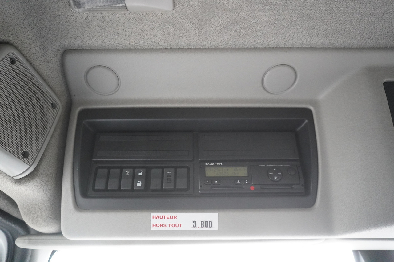 Chladírenský nákladní automobil pro dopravu masa RENAULT D13 / 140 tho km !!! / Meat hook refrigerator / Thermoking T800R / 2 units: obrázek 17