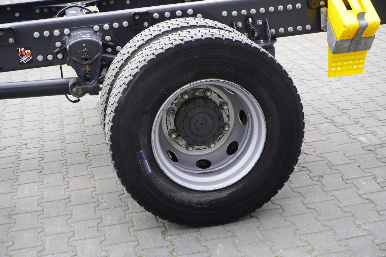 Podvozek s kabinou RENAULT D16 / Chassis 7.1 m / Differential lock: obrázek 10